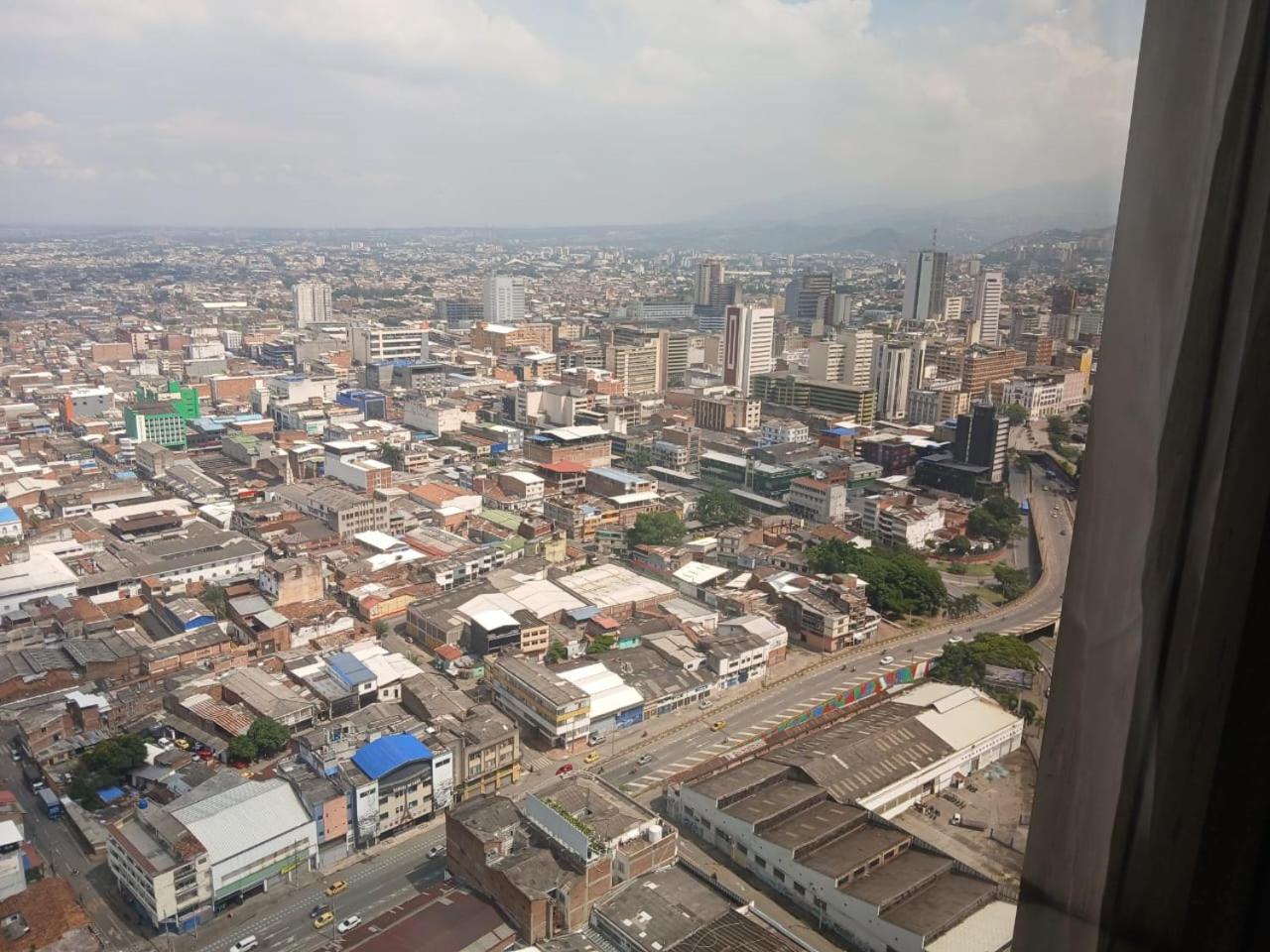 Apartaestudios - Torre De Cali Exteriör bild